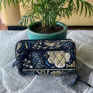 🌷Vera Bradley wallet🌷